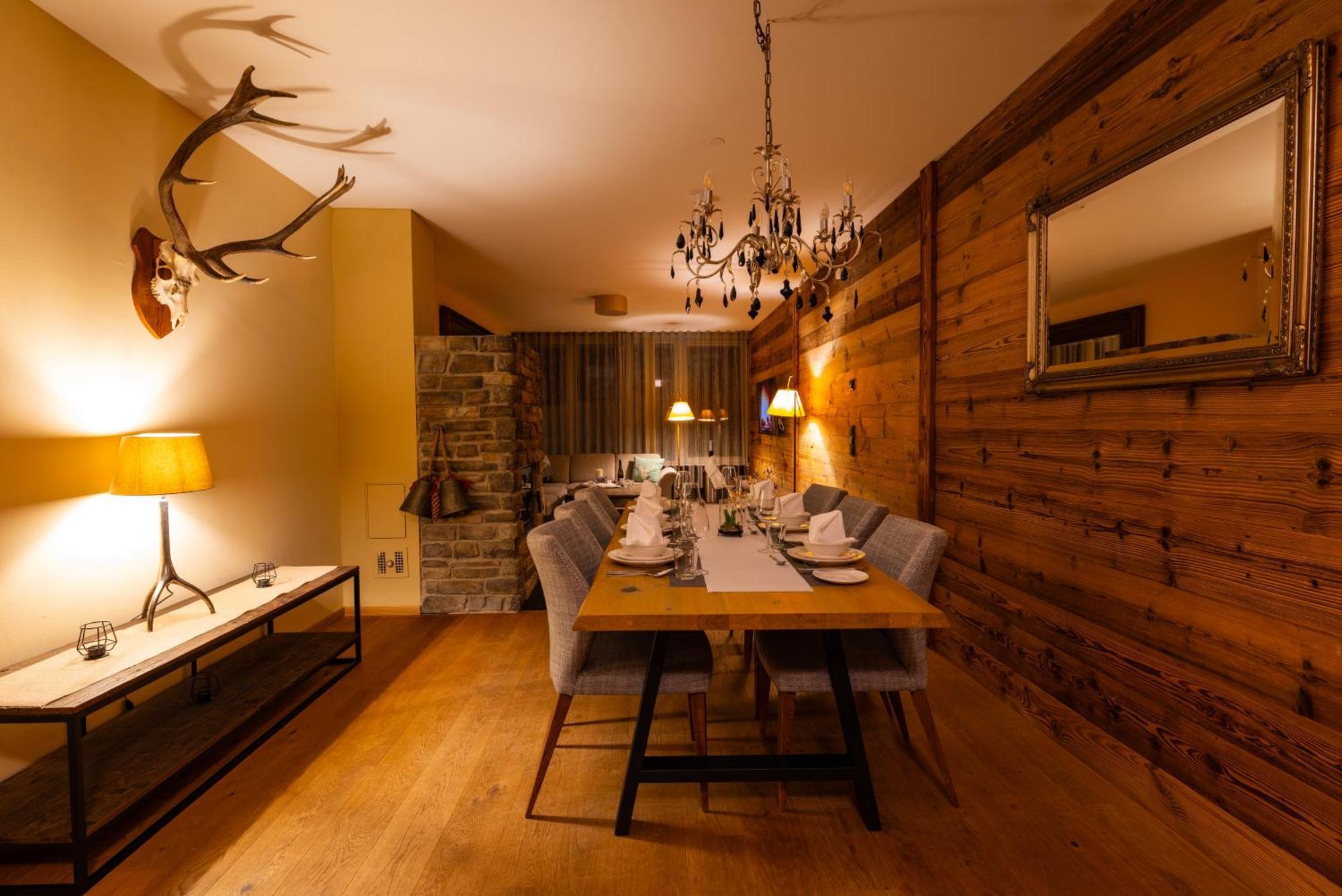 Appartement Haus Freunden à Sankt Anton am Arlberg Extérieur photo