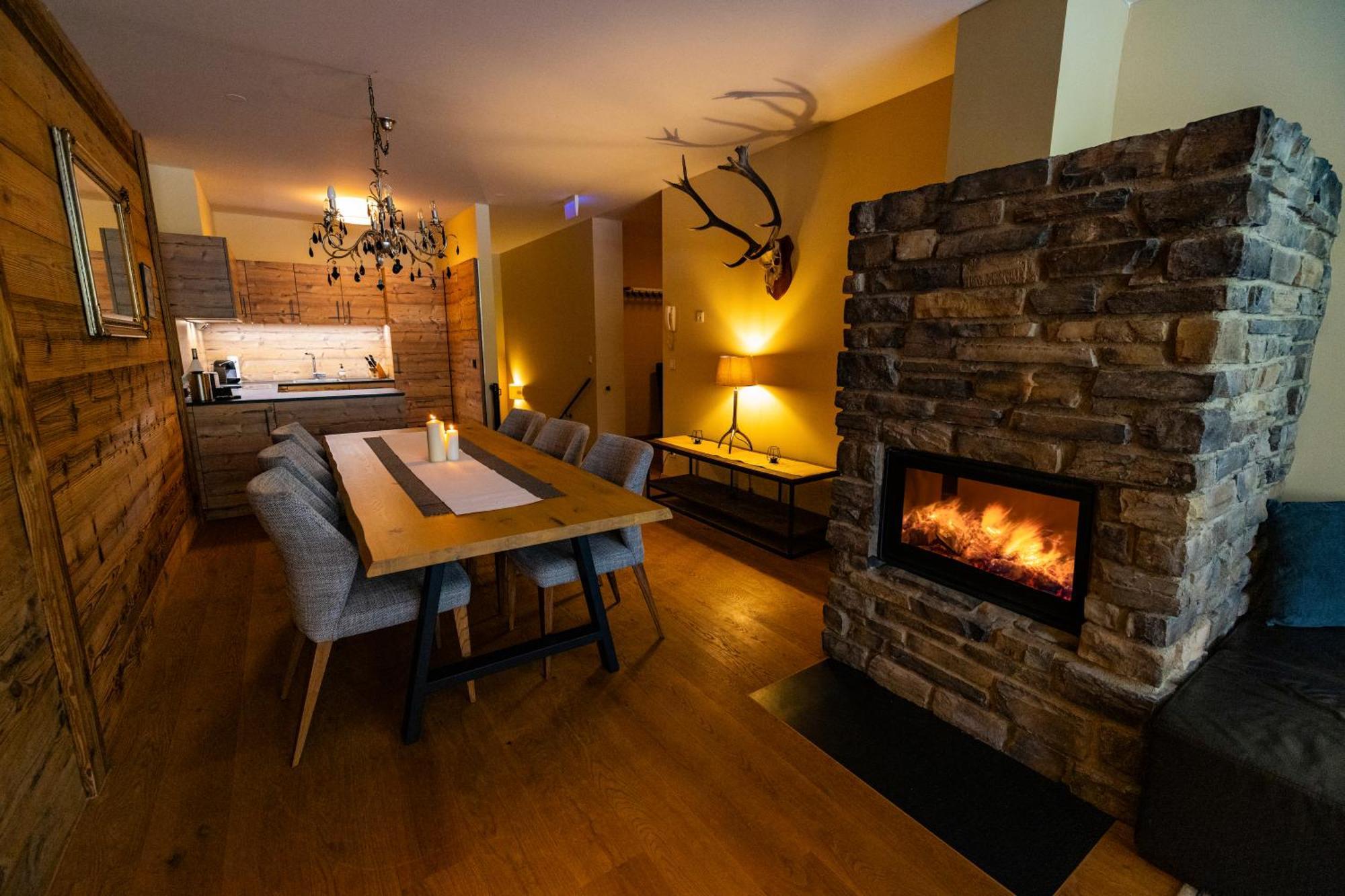 Appartement Haus Freunden à Sankt Anton am Arlberg Extérieur photo