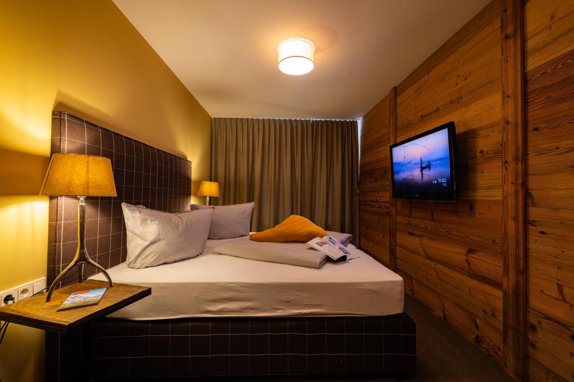 Appartement Haus Freunden à Sankt Anton am Arlberg Extérieur photo